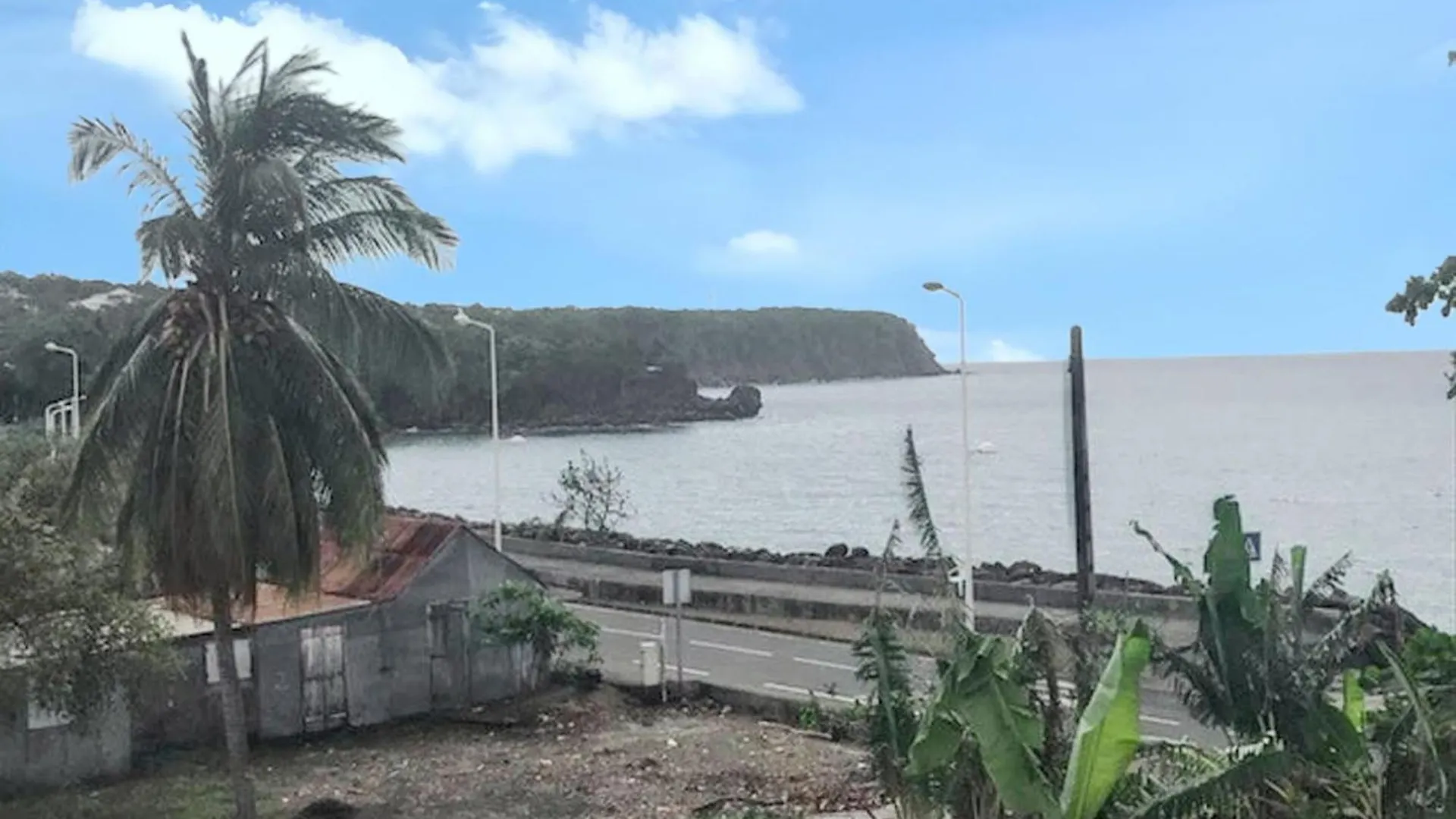 Appartement Confortable Avec Vue Sur Mer A Deshaies 48 M²